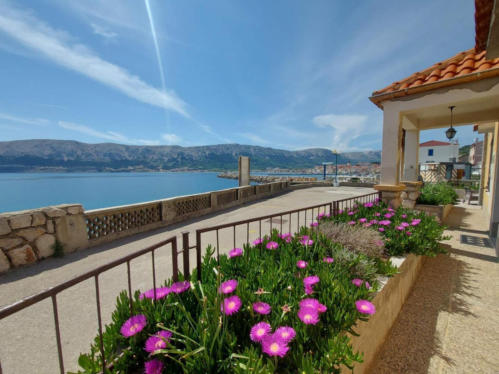 Beach Villa Baska Exterior photo
